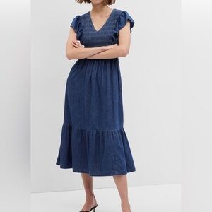 Gap 100% Organic Cotton Denim Ruffle Sleeve Smocked Midi Dress w/Washwell size S